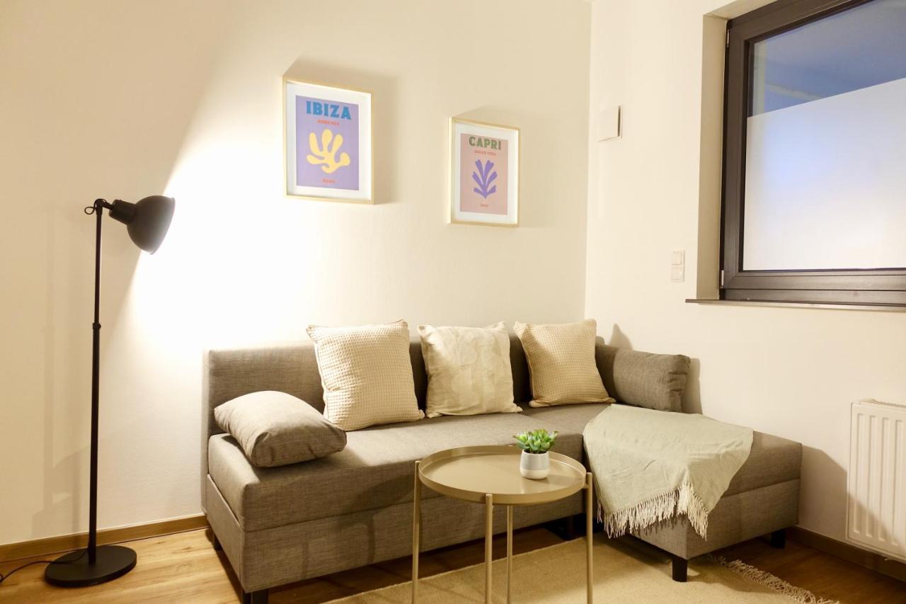 Modernes Apartment, Stadtnah, Stellplatz, Naehe Mosel Koblenz  Luaran gambar